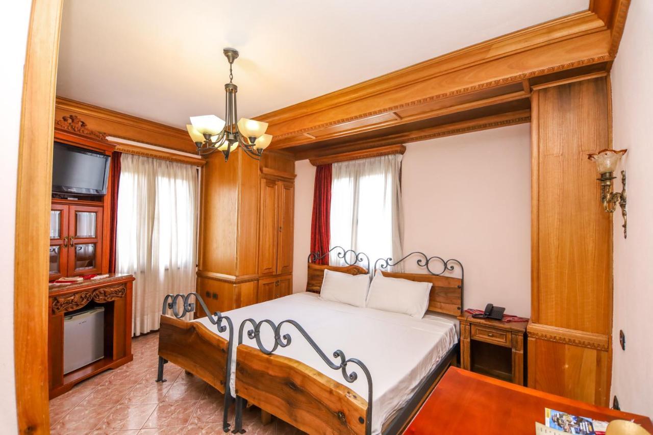 Brilant Antik Hotel Τίρανα Εξωτερικό φωτογραφία