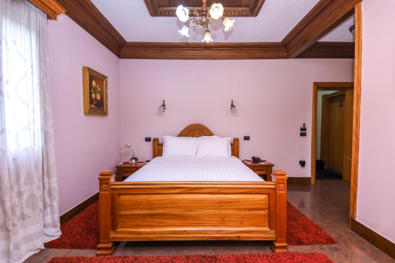 Brilant Antik Hotel Τίρανα Εξωτερικό φωτογραφία