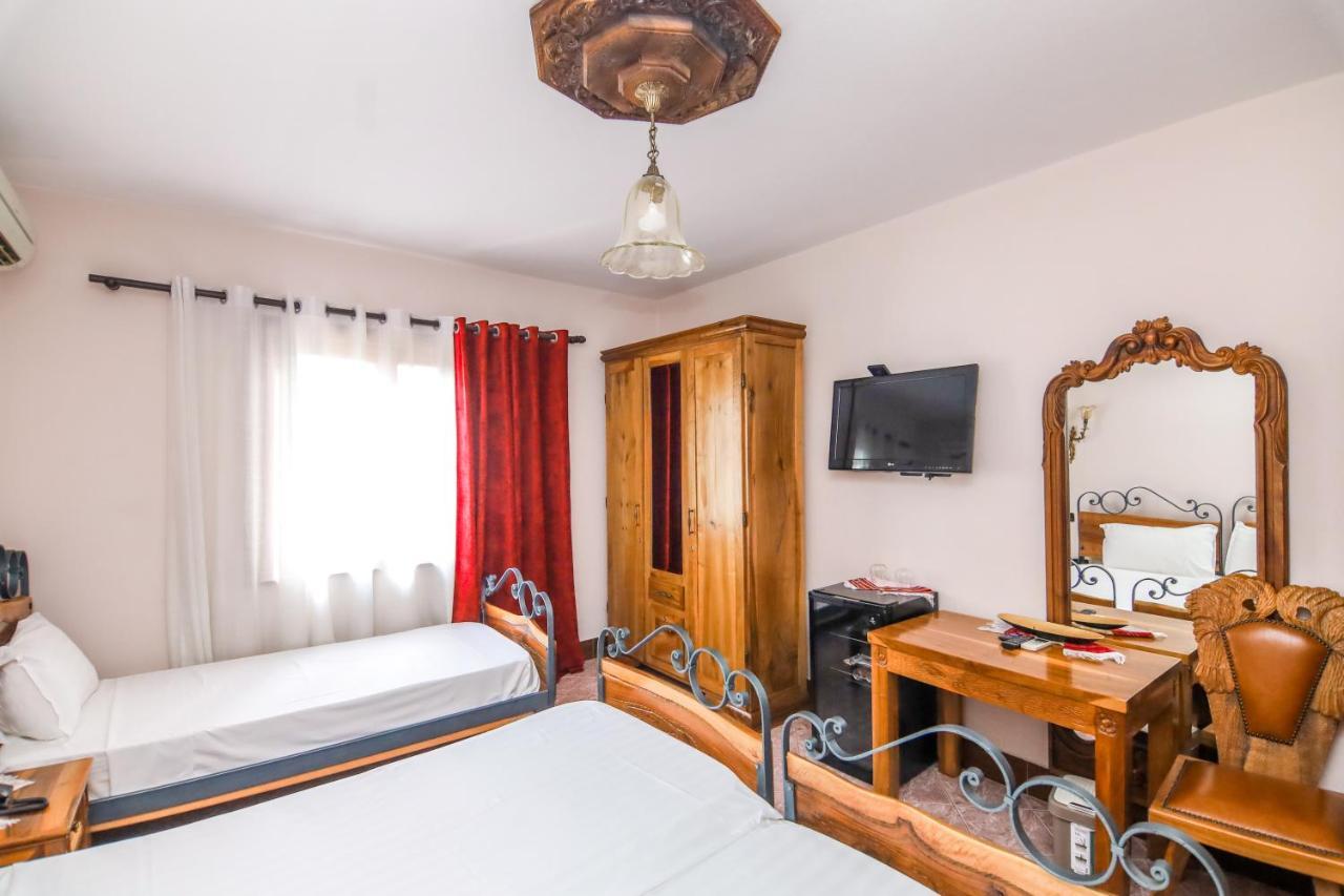 Brilant Antik Hotel Τίρανα Εξωτερικό φωτογραφία