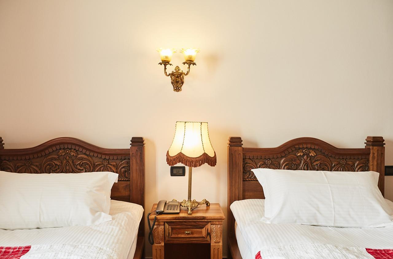 Brilant Antik Hotel Τίρανα Εξωτερικό φωτογραφία